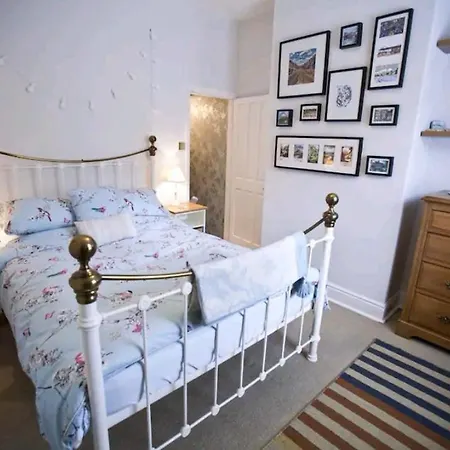 Holiday home Cosy Little Just Outside Walls