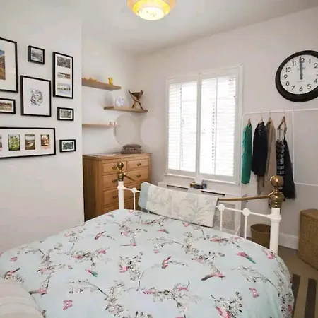 Holiday home Cosy Little Just Outside Walls York