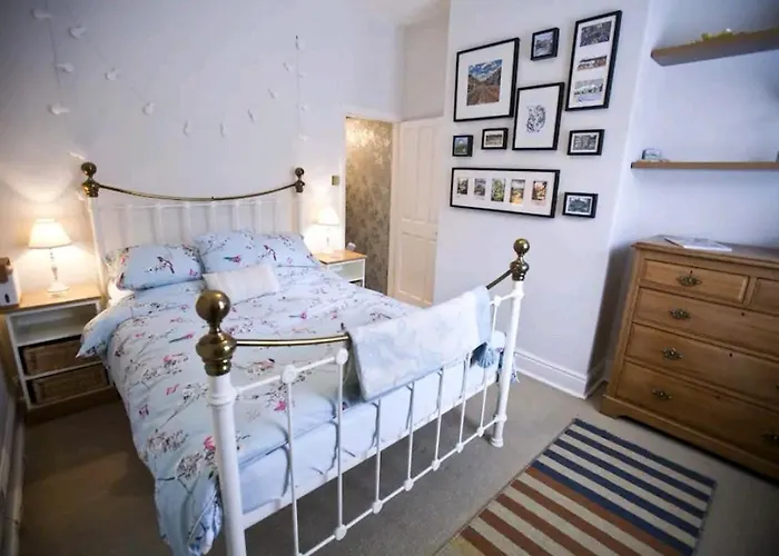 Hotel Cosy Little Just Outside Walls