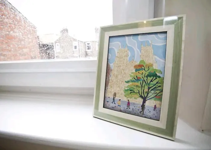 Hotel Cosy Little Just Outside Walls