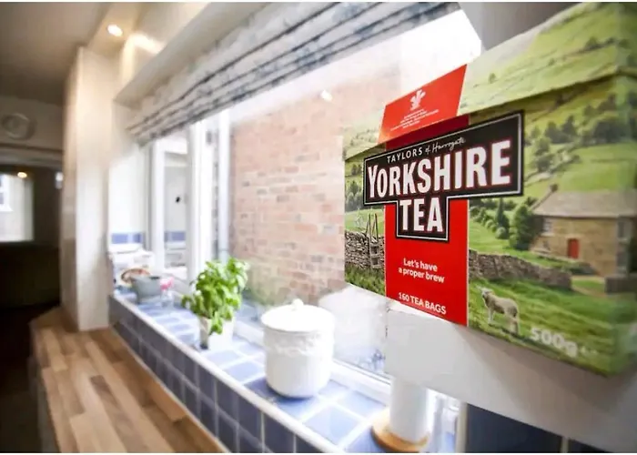 Cosy Little Just Outside Walls