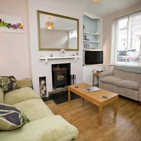 Cosy Little Just Outside Walls